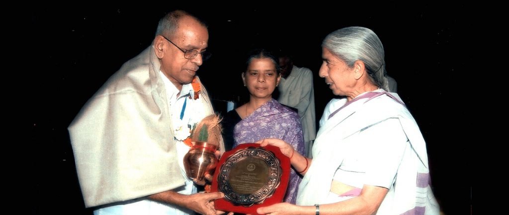 Dr I Bhavadasan Namboothiri conferred the RAV Fellowship in Ayurveda