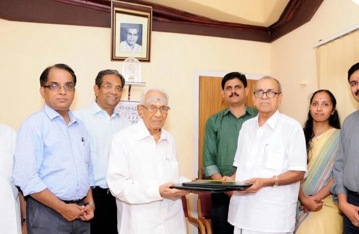 Itoozhi-Ayurveda-MOU-with-Kottakkal-Arya-Vaidya-Sala-4