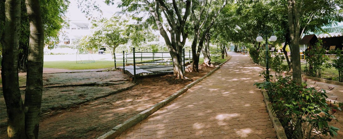 Green-environs-Surroundoings-Itoozhi-Ayurveda-Center-Bangalore