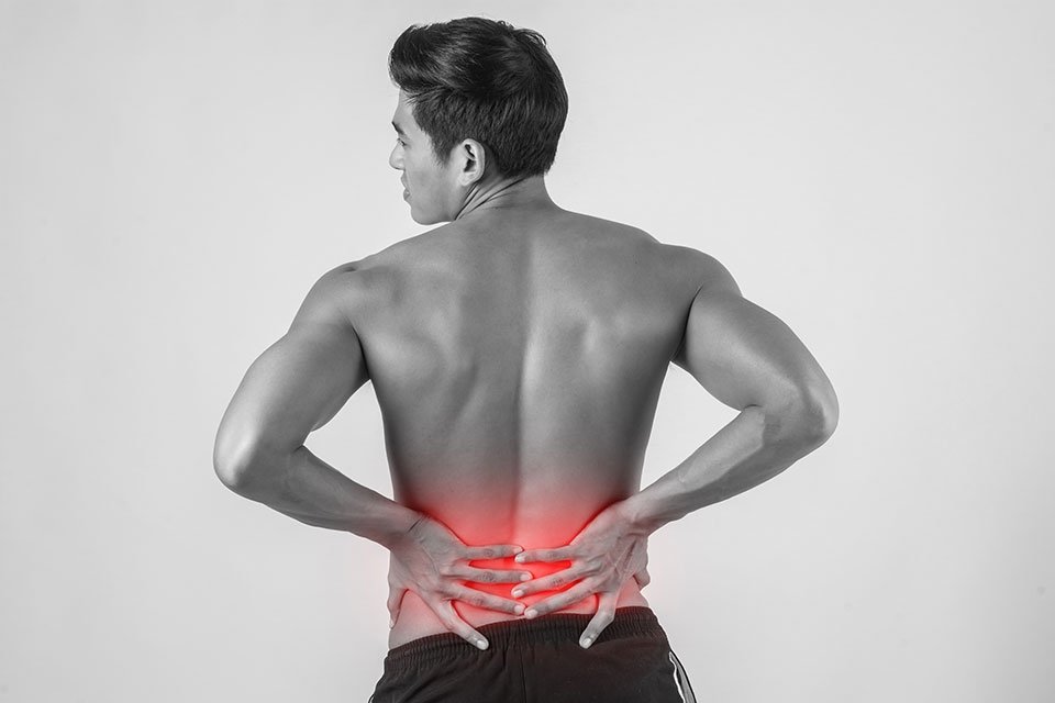 Back pain remedies in Ayurveda - Let Itoozhi Ayurveda help you heal